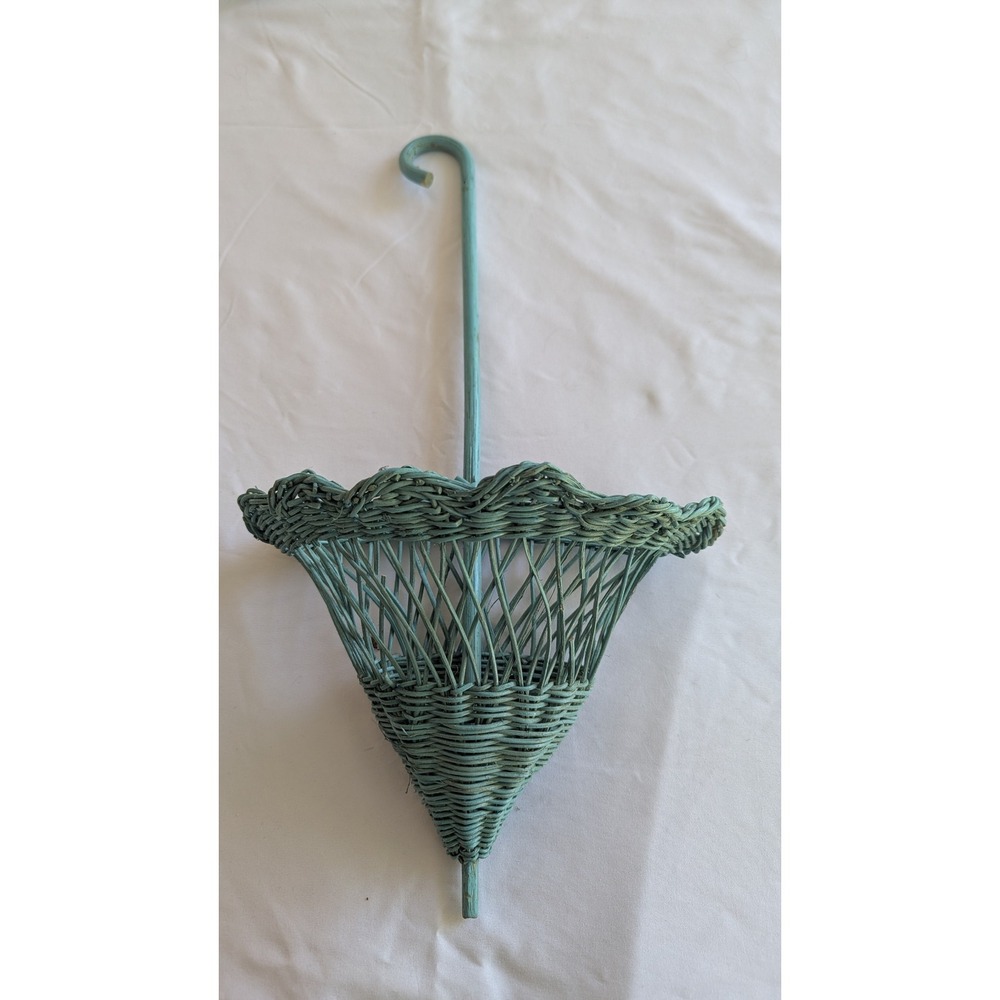 Vintage Wicker Umbrella Wall Hanging Basket Teal Green Scalloped Woven Decor